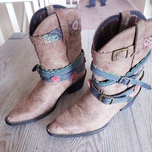 Durango Kids 8" Western Boots 4M/ EU 36M